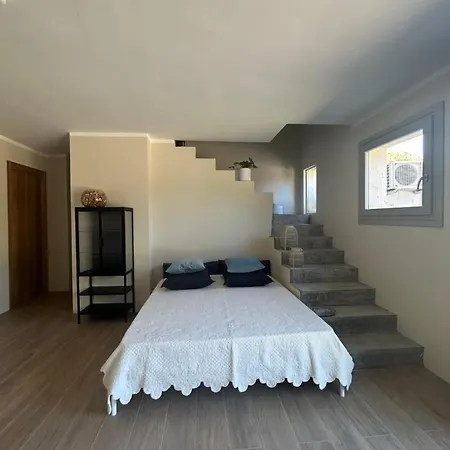 Dimora Manganedda Apartman *